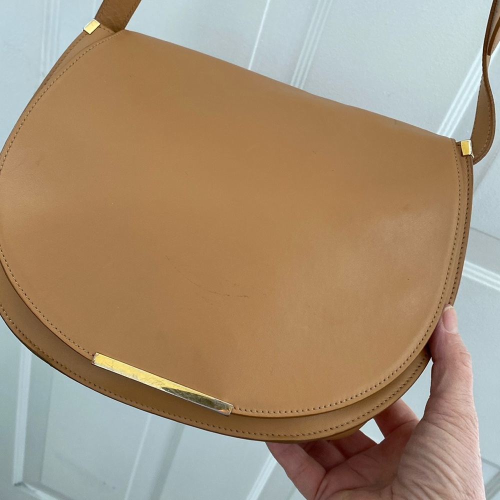 Cuyana leather medium saddle crossbody